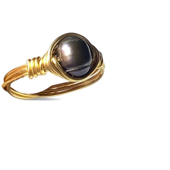 Handcrafted Wire-Wrapped Black Pearl Ring In Gold-Tone Copper Wire Size 7.5 - Picture 5 of 5